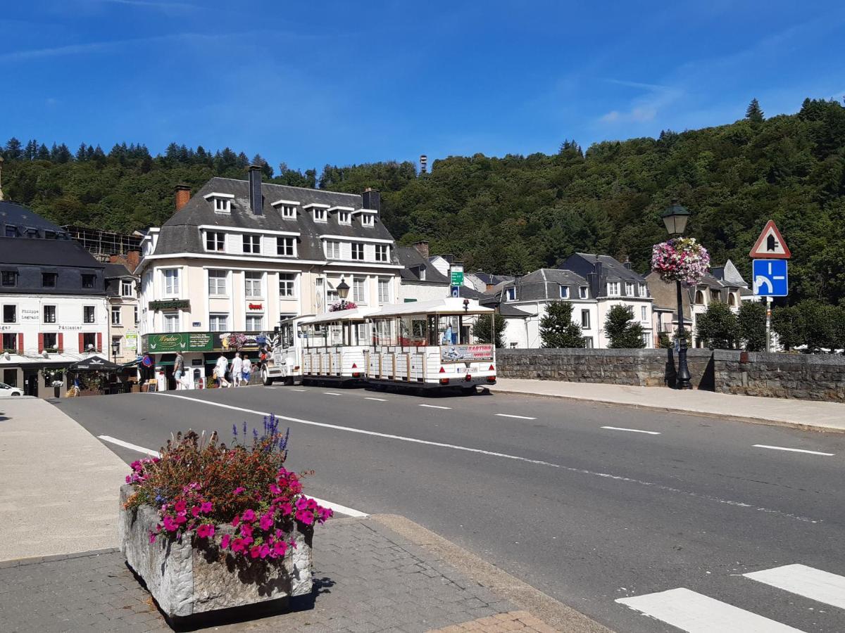 Rive Gauche Sur Semois Appartement Bouillon Buitenkant foto